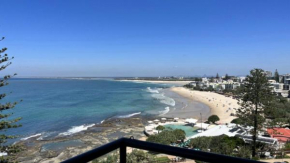 Gazeaway Unit 18 Caloundra